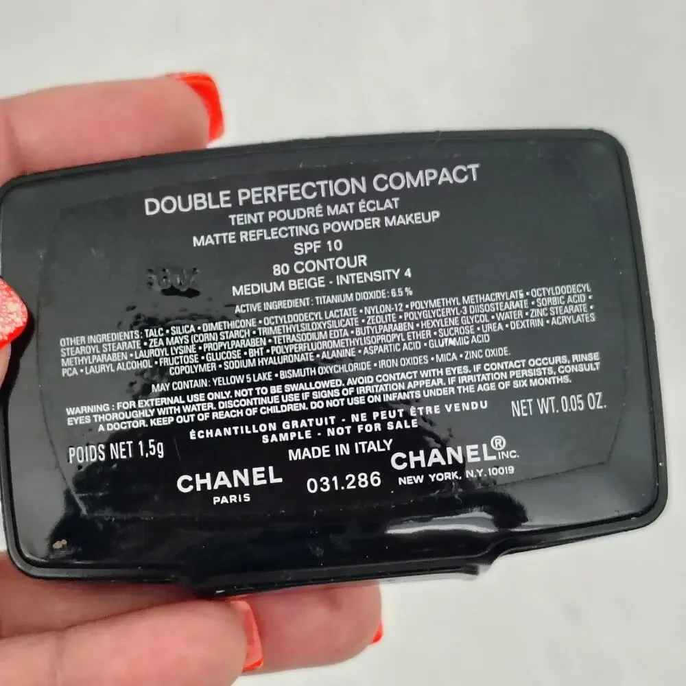 Chanel Double Perfection Compact Matte Reflecting Powder Medium Beige SPF10